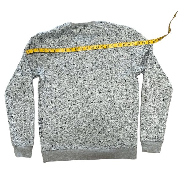 2018 Rick and Morty Christmas sweater - Picture 4 of 8